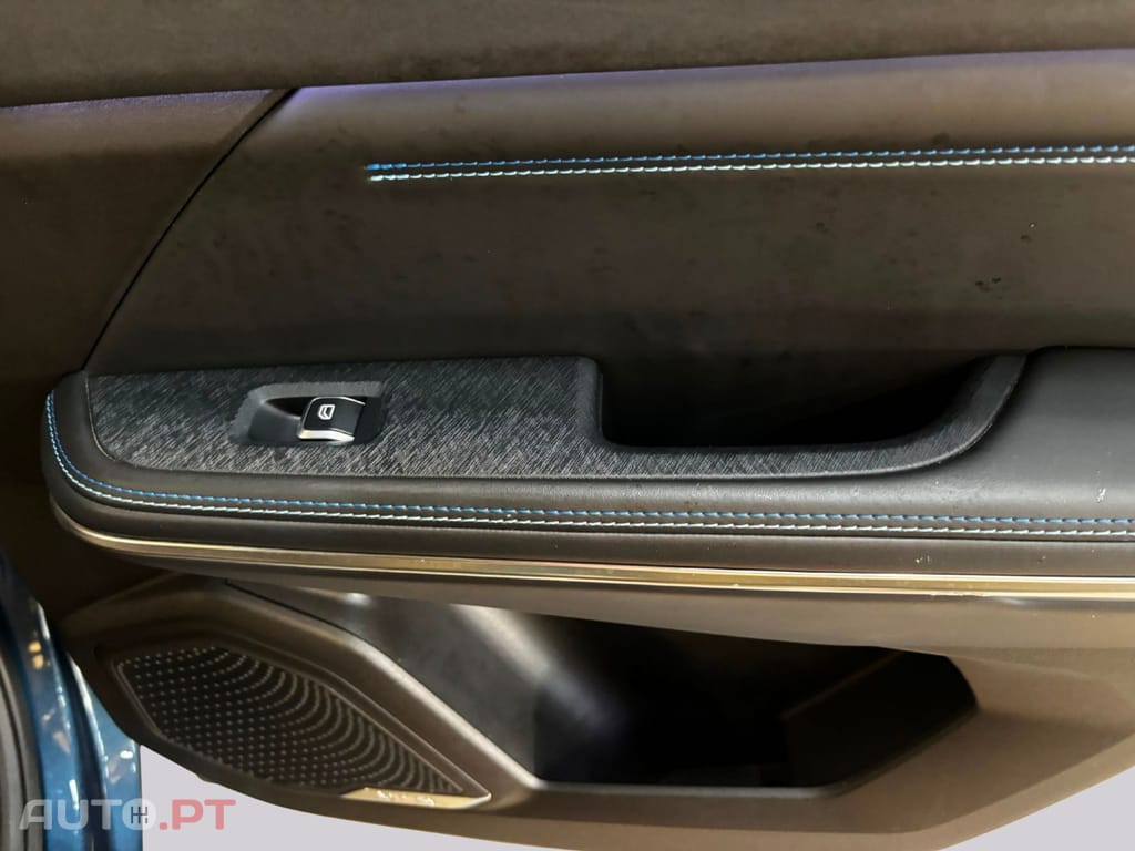 Lynk & Co 01 1.5i Plug-In Hybrid I.V.A DEDUTIVEL
