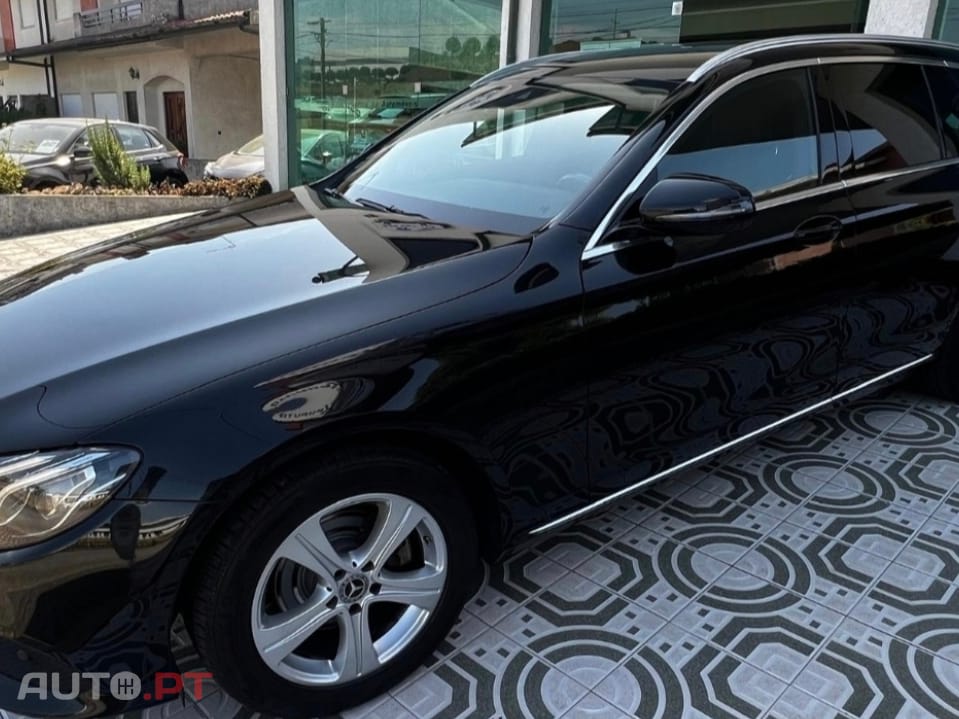 Mercedes-Benz E 220 Avantgard