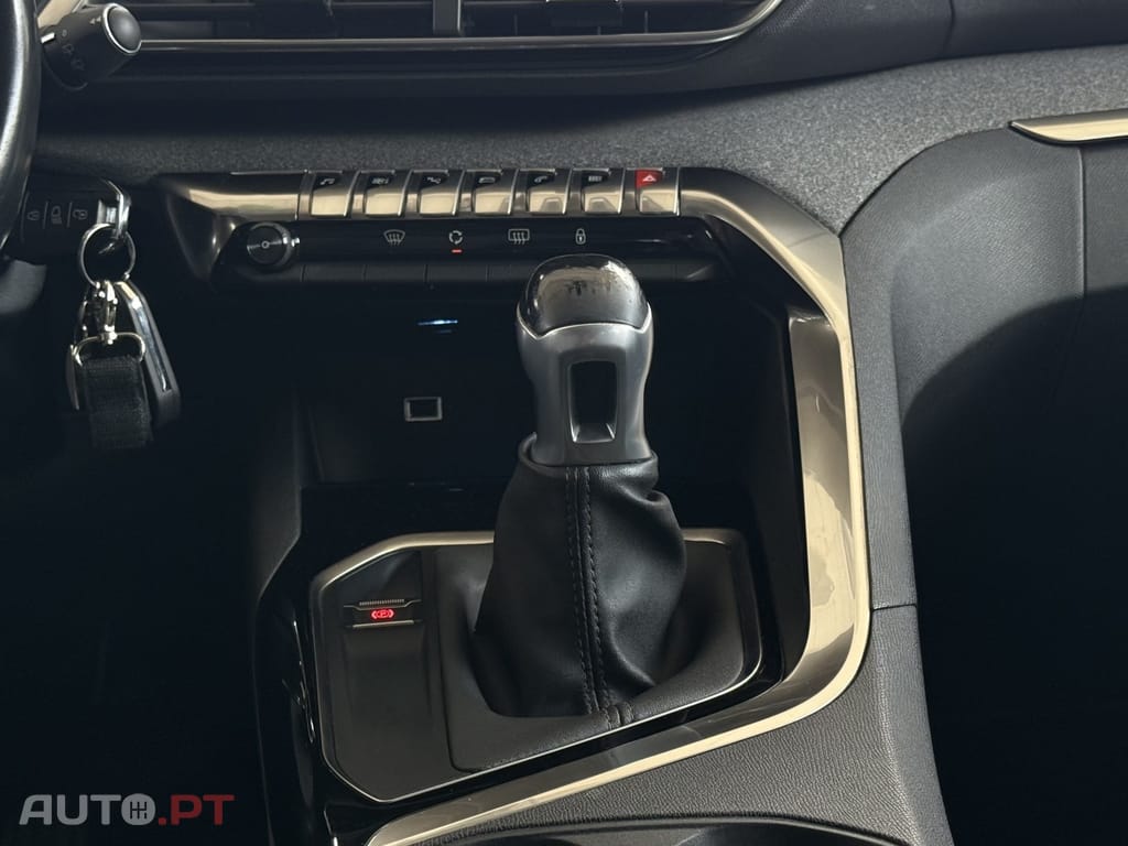 Peugeot 3008 1.2 PureTech Allure