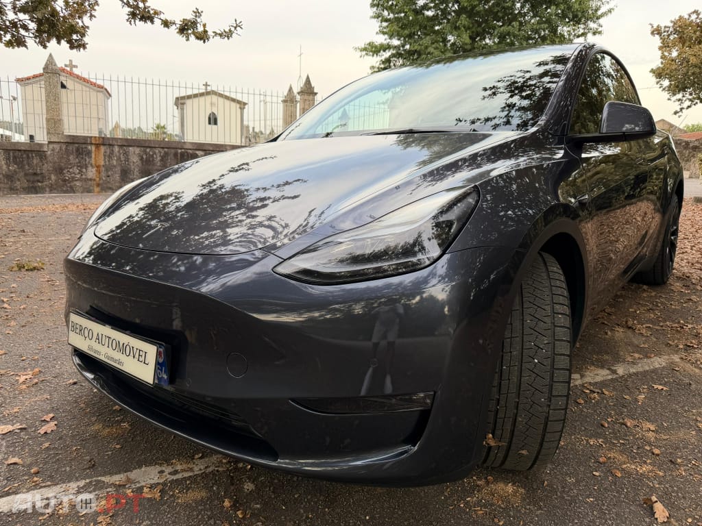 Tesla Model Y Long Range Tração Integral