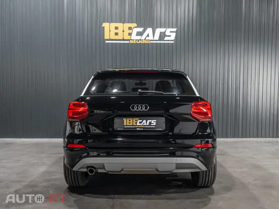 Audi Q2 30 TFSI S line