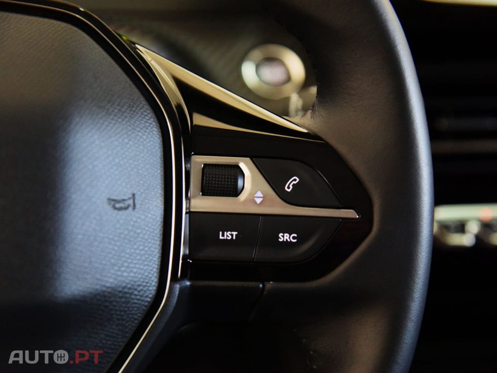 Peugeot E-208 ACTIVE PACK