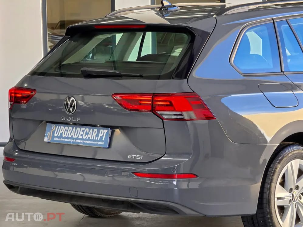Volkswagen Golf Variant 1.0 eTSI Life DSG
