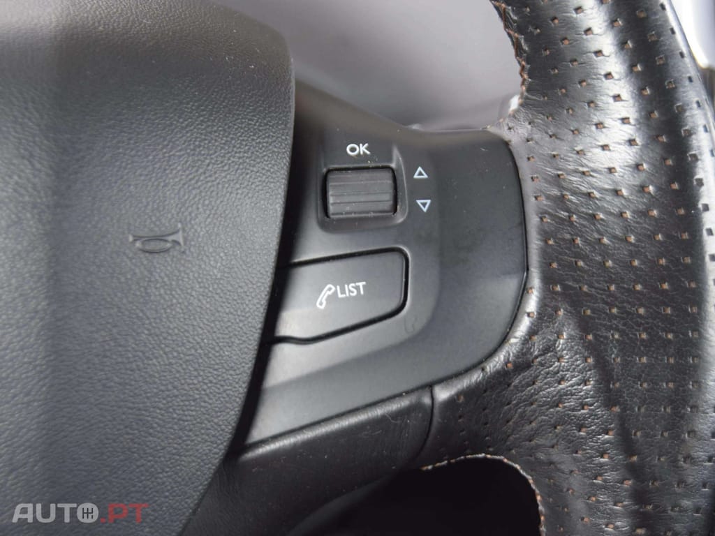 Peugeot 208 1.6 THP Allure