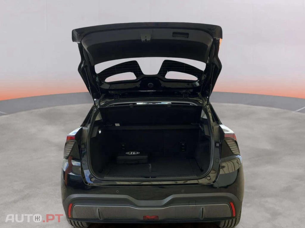 MG MG4 64 kWh Luxury