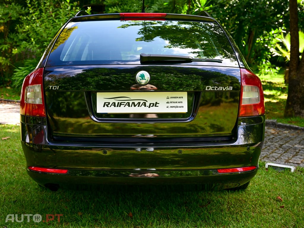 Skoda Octavia Break 1.6 TDi Elegance