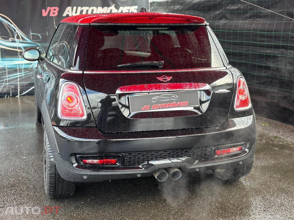 MINI John Cooper Works 1.6 LCI 211CV