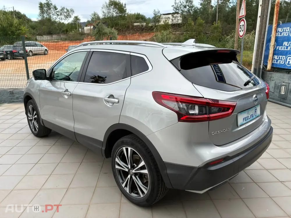Nissan Qashqai 1.3 DIG-T N-Connecta