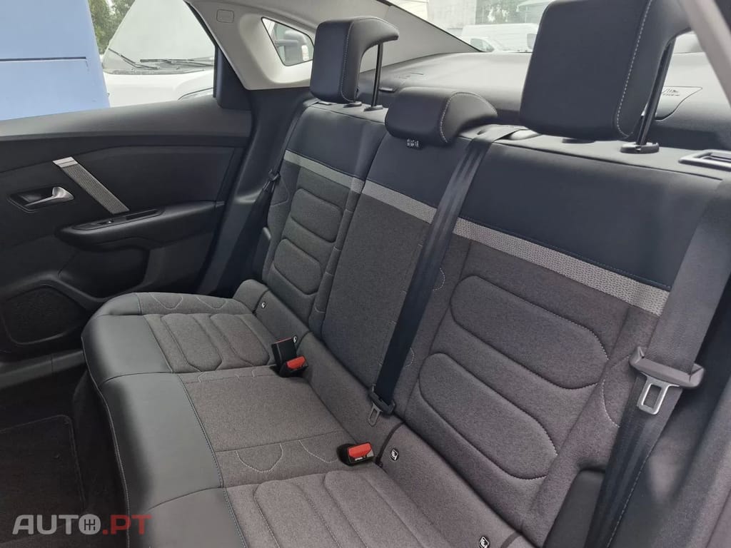 Citroen C4 X 1.2 PureTech Feel Pack EAT8