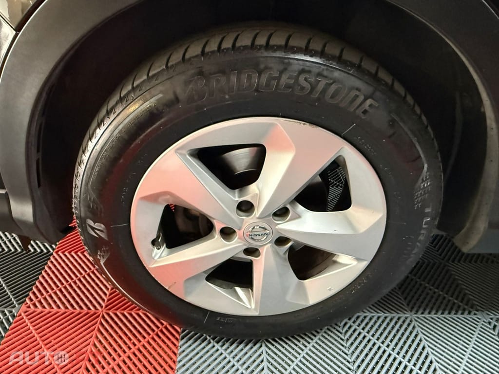 Nissan Qashqai 1.5 dCi N-Connecta J17 DCT