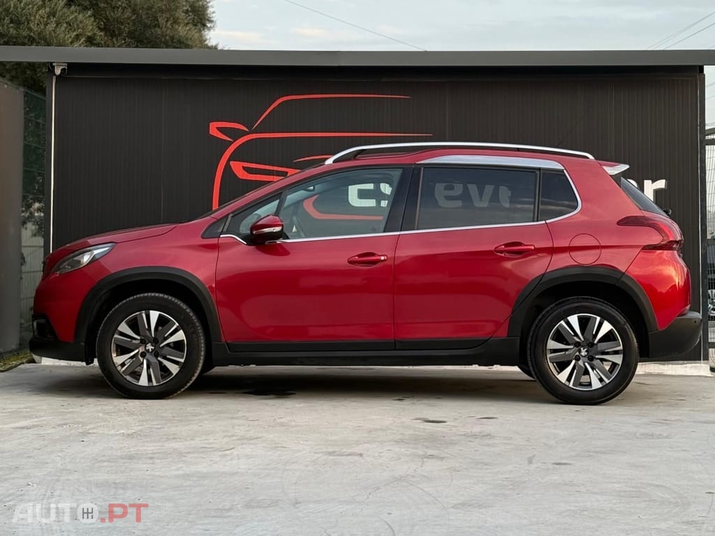 Peugeot 2008 1.2 VTi Access