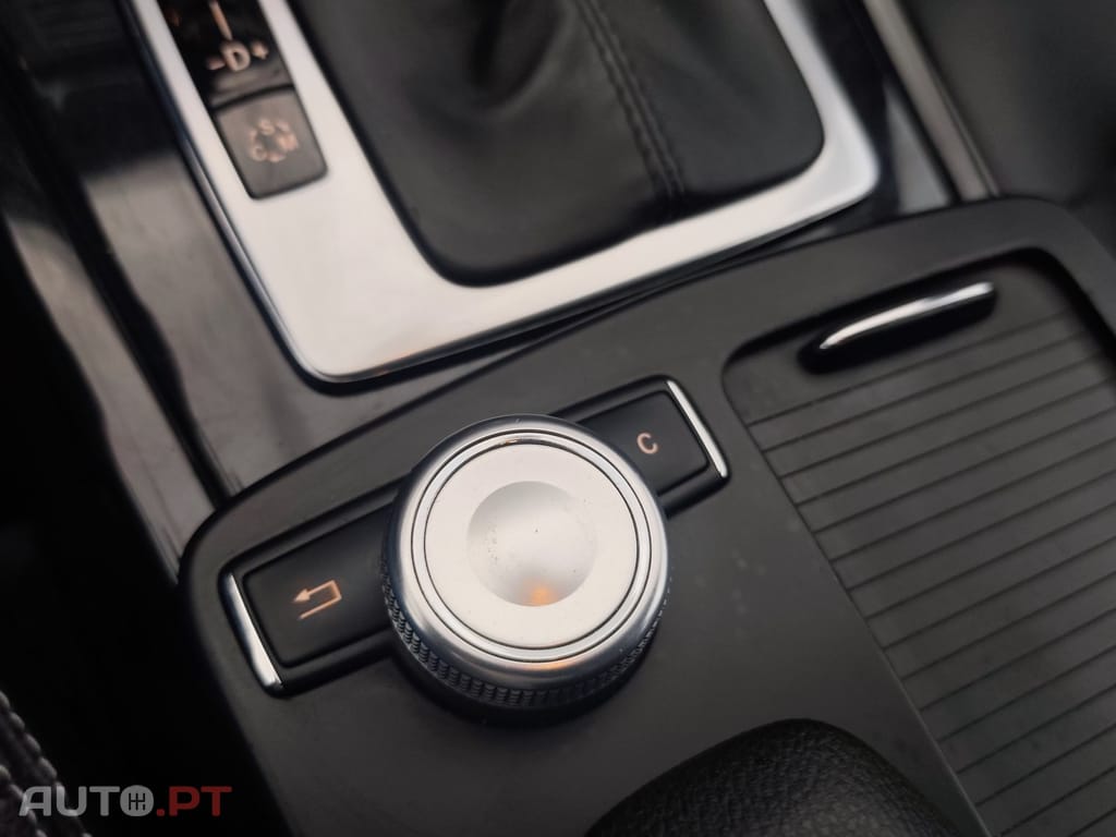 Mercedes-Benz E 250 BlueTEC Avantgarde Auto.