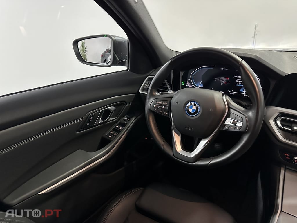 BMW 320 e Corporate Edition Auto