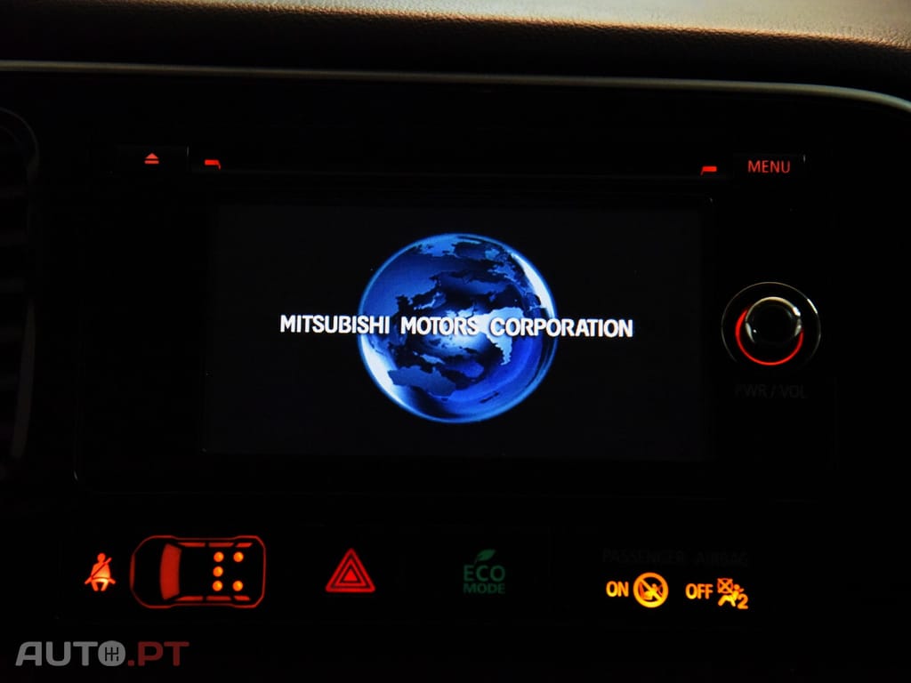 Mitsubishi Outlander 2.2 DI-D Instyle