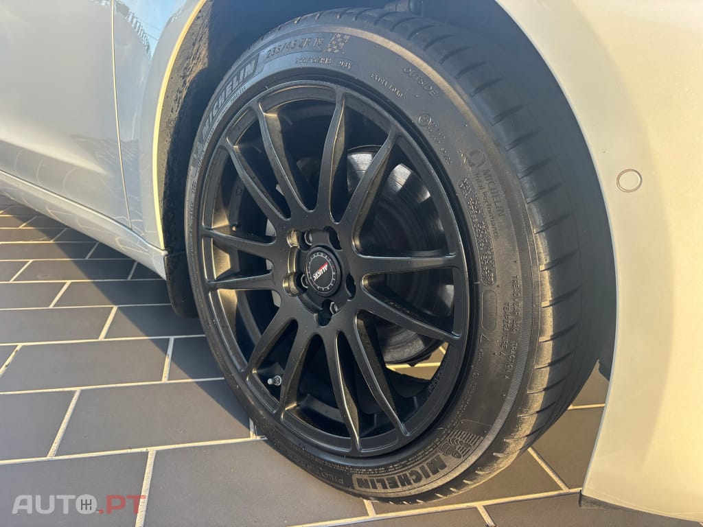 Tesla Model 3 Long Range Tração Traseira