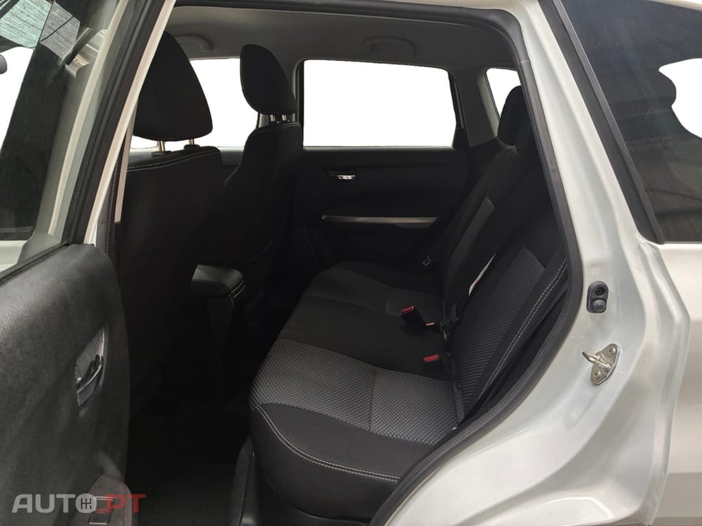 Suzuki Vitara 1.4 Boosterjet Hybrid PrivilÃ¨ge