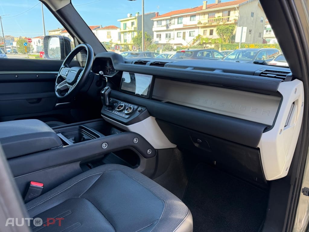 Land Rover Defender 2.0 D 110 AWD S