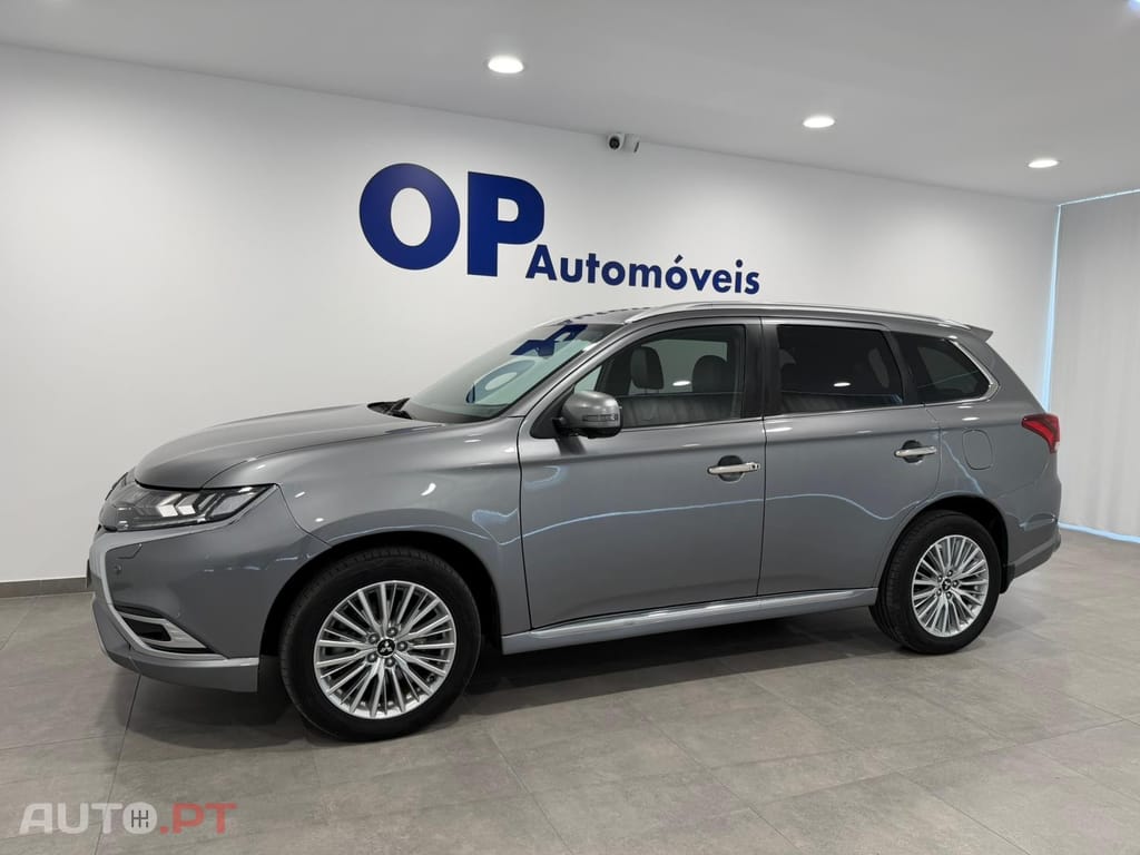 Mitsubishi Outlander 2.4 Intense