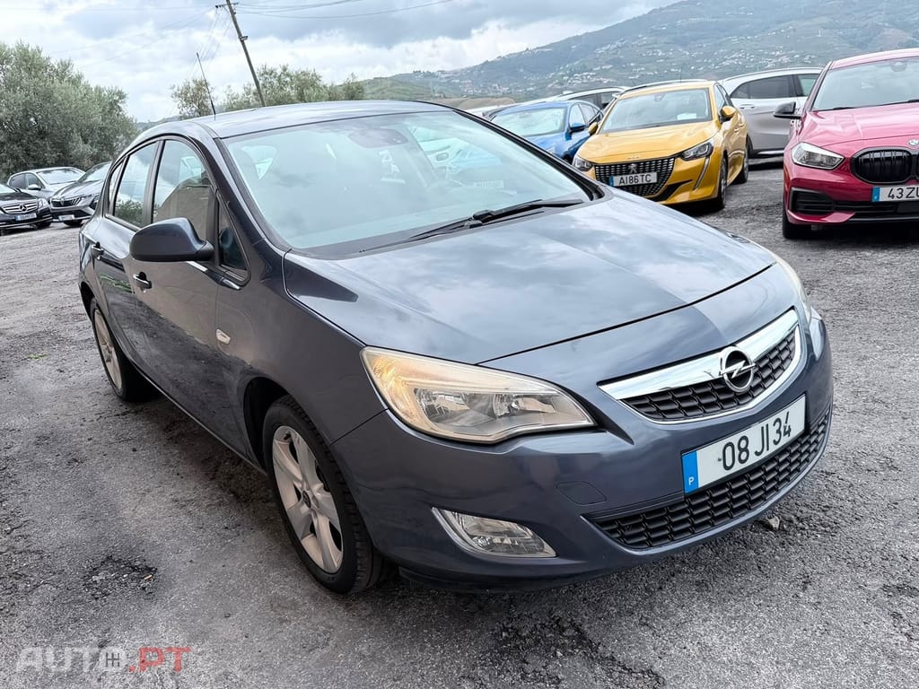 Opel Astra 1.3 CDTi Cosmo