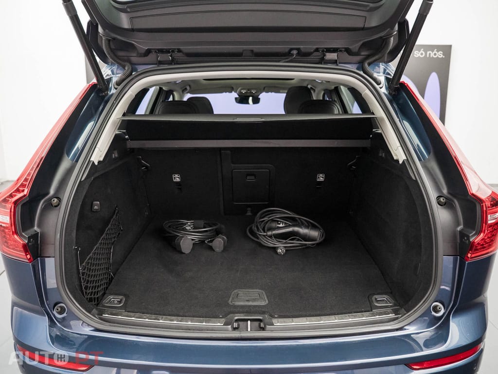 Volvo XC60 2.0 T6 PHEV Inscription Expression AWD