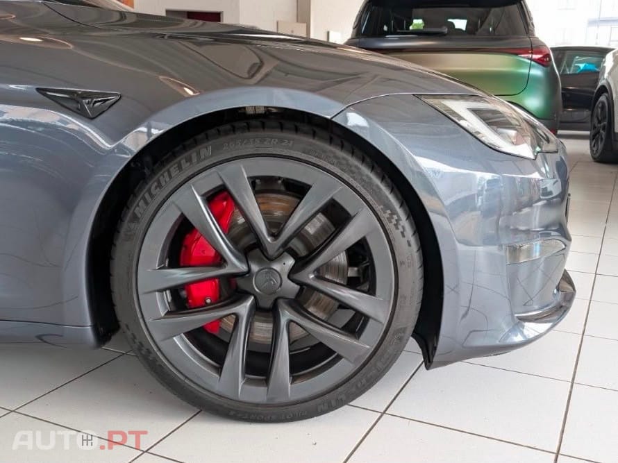 Tesla Model S Plaid AWD