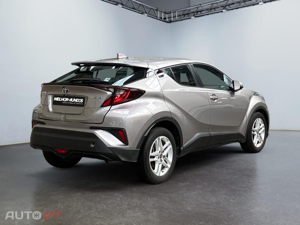 Toyota C-HR 1.8 Hybrid Dynamic Business