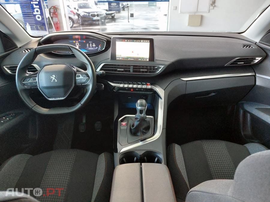 Peugeot 3008 1.5 BlueHDi Active