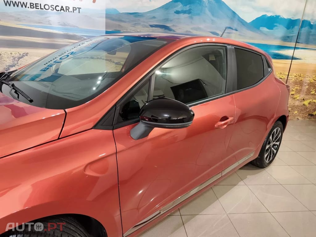 Renault Clio TCe 100 INTENS