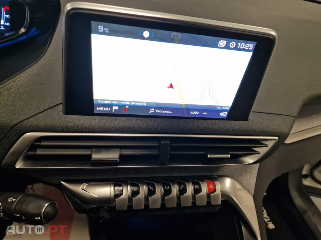 Peugeot 3008 1.5 BlueHDi Allure
