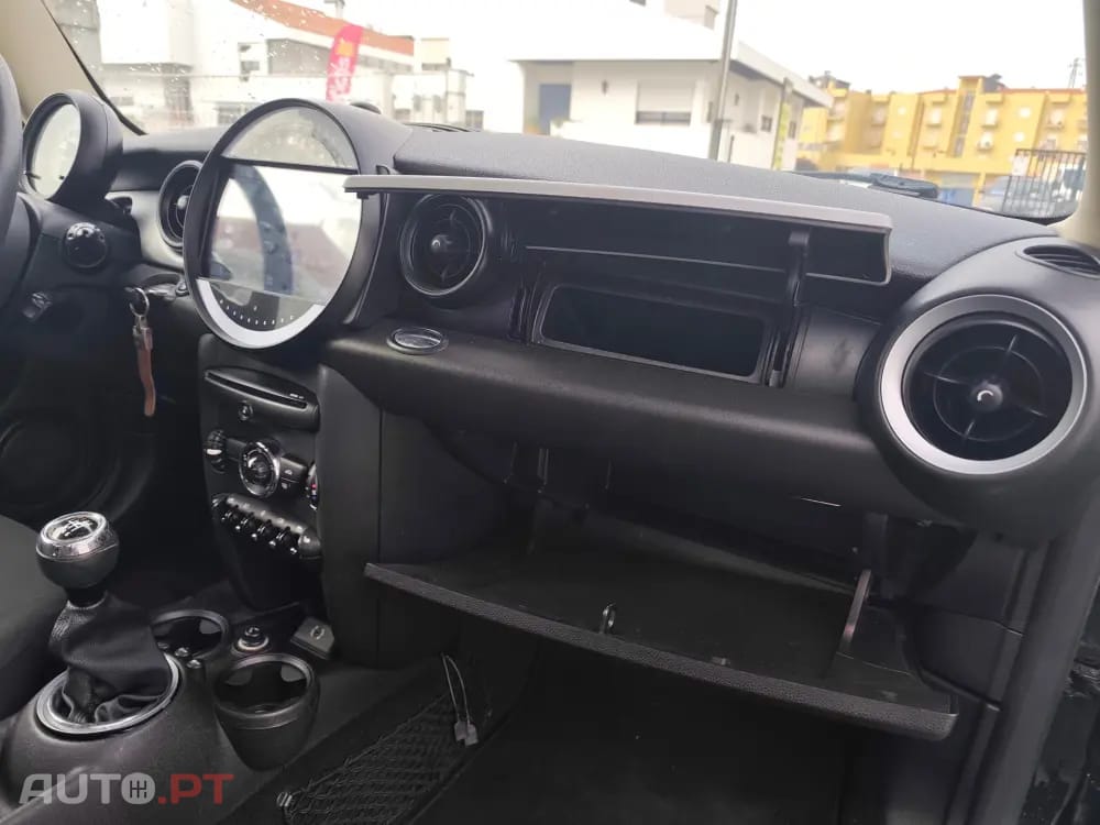 MINI Cooper One D