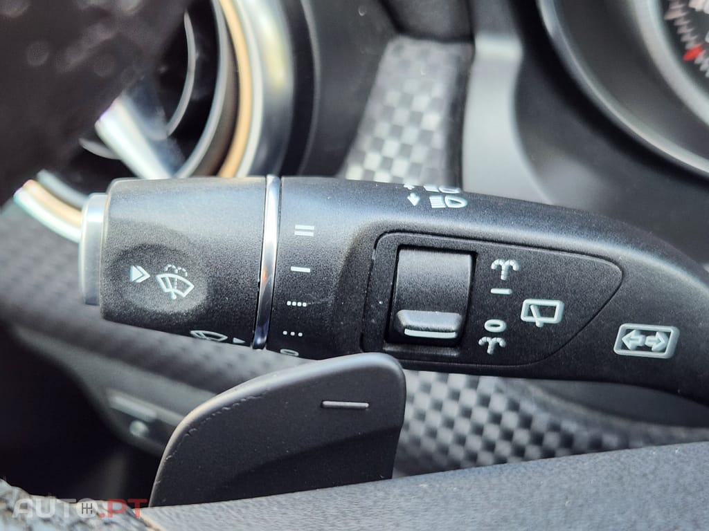 Mercedes-Benz A 180 d 7G-DCT AMG Line