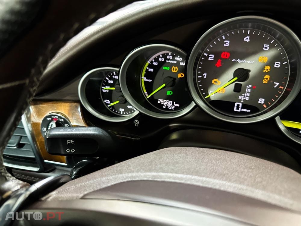 Porsche Panamera S E-Hybrid