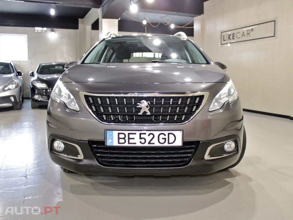 Peugeot 2008 1.2 PureTech Style EAT6
