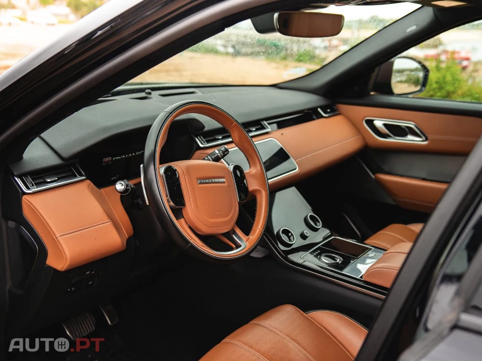Land Rover Velar D240 R-DYNAMIC HSE
