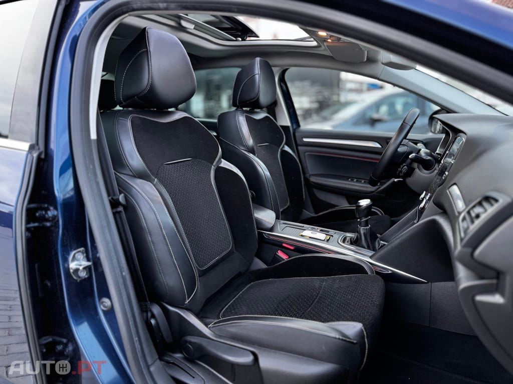 Renault Mégane 1.5 Blue dCi Executive