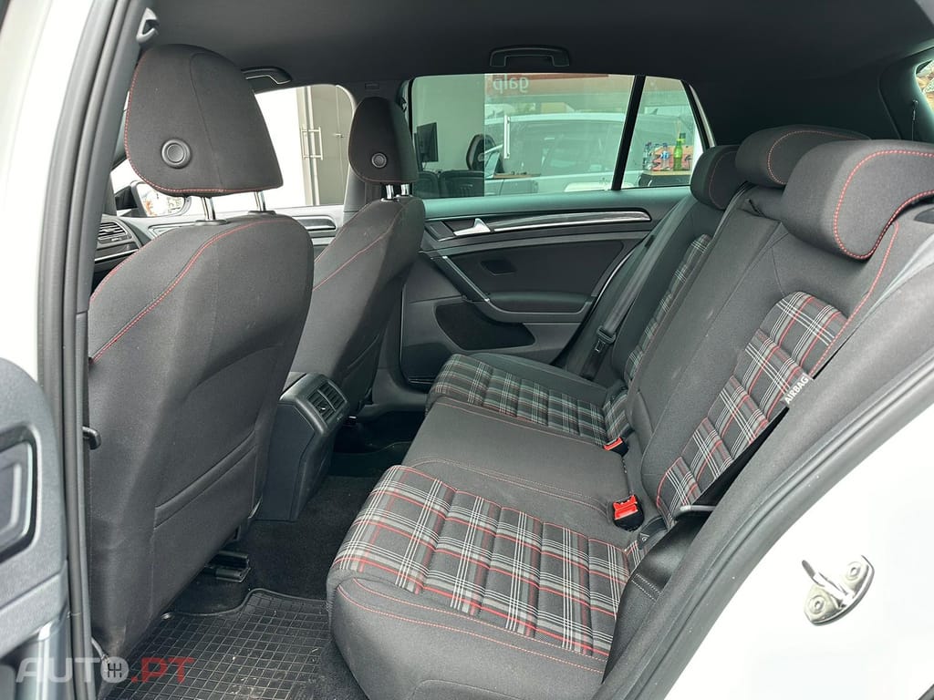 Volkswagen Golf 2.0 TSi GTi DSG
