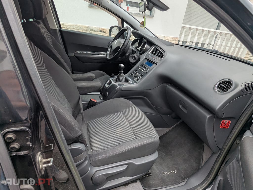 Peugeot 5008 Tech-run