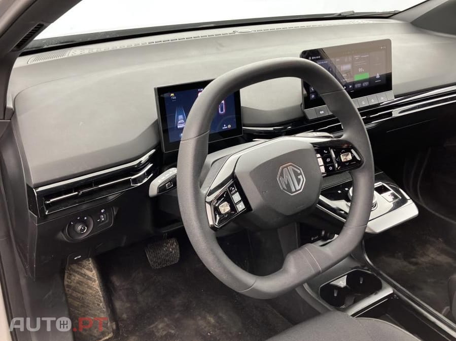MG MG4 51 kWh Standard