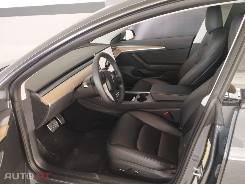 Tesla Model 3 Long Range Tração Traseira