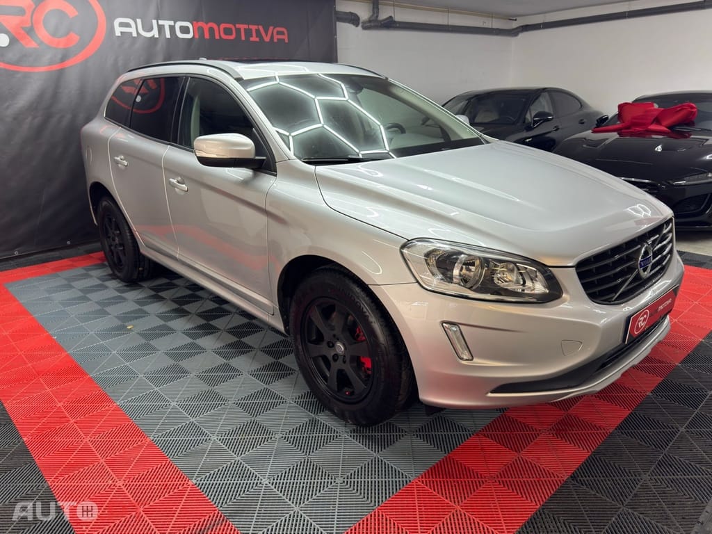 Volvo XC60 2.0 D3 Momentum Geartronic