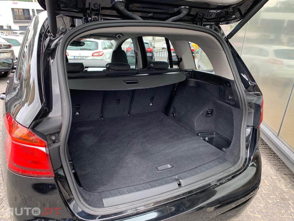 BMW 216 d Advantage Auto