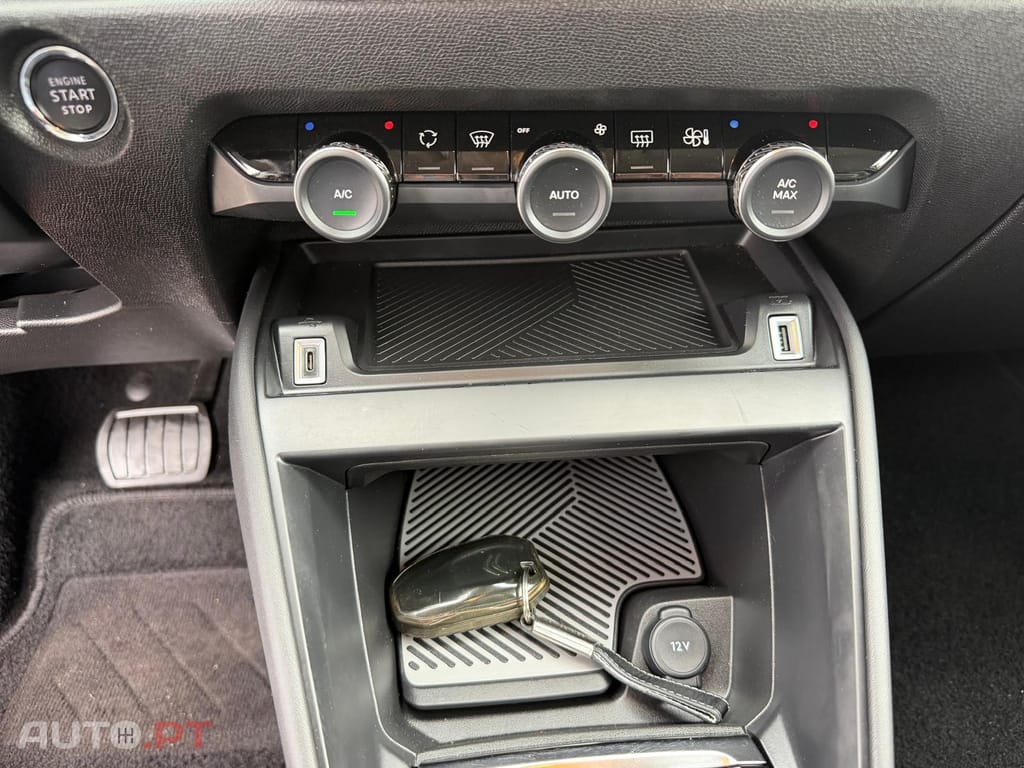 Citroen C4 1.2 PureTech Feel Pack EAT8