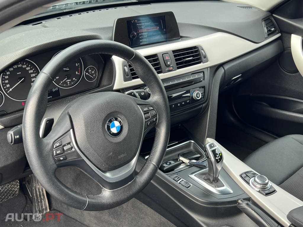 BMW 320 X DRIVE AUTO