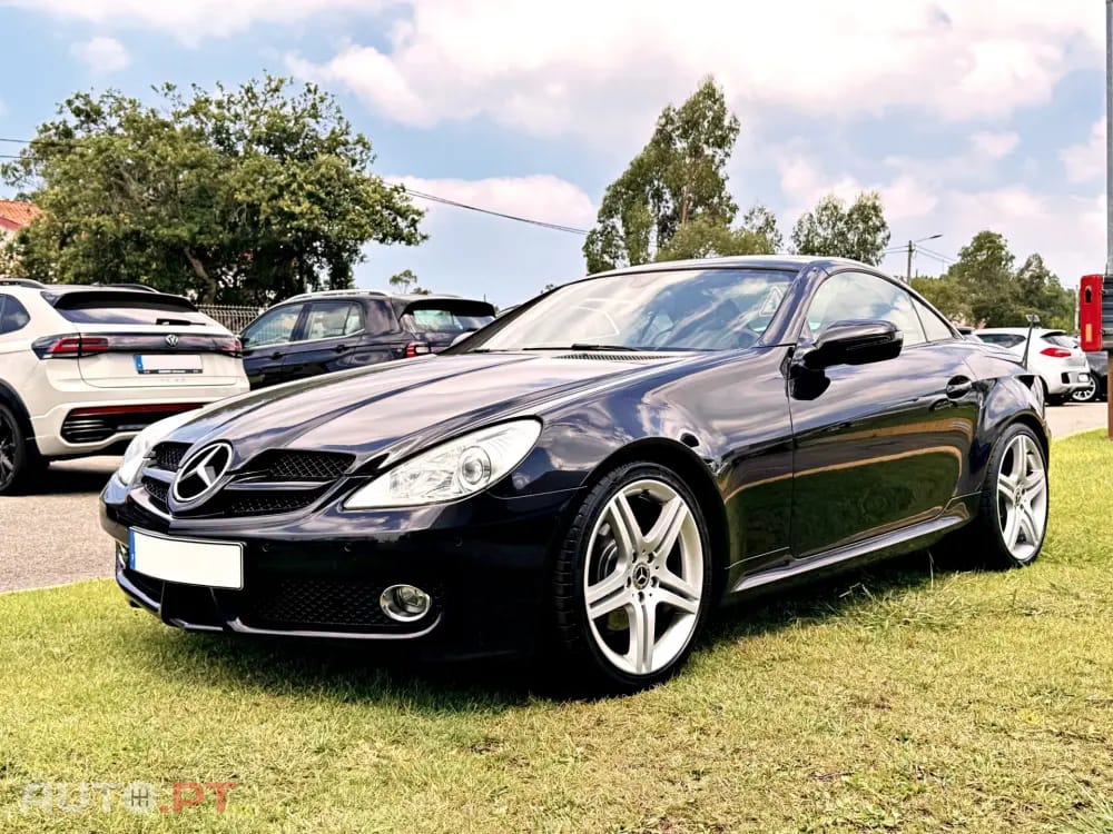 Mercedes-Benz SLK 200 Outro