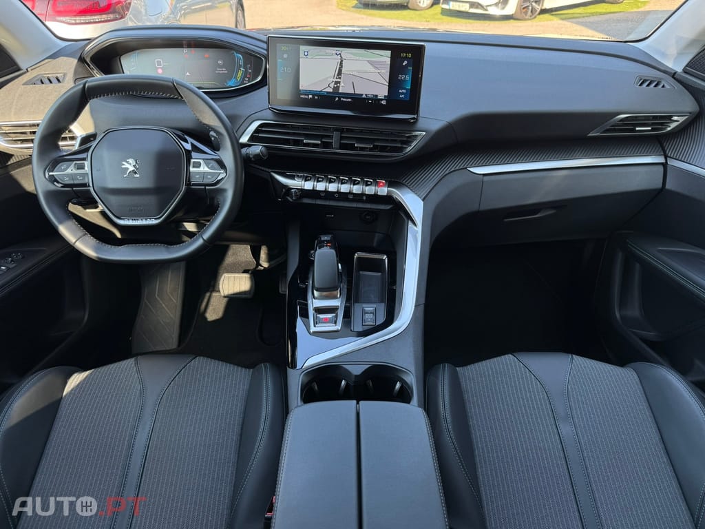 Peugeot 3008 1.6 Hybrid Allure e-EAT8