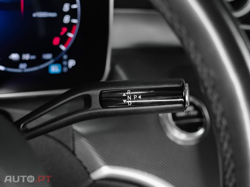 Mercedes-Benz C 300 e AMG Line