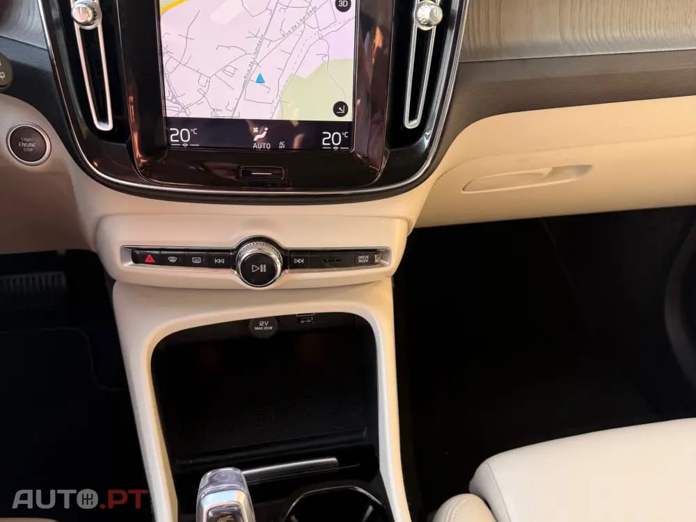 Volvo XC40 1.5 T5 PHEV Inscription Expression