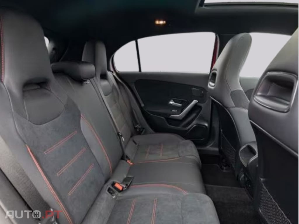 Mercedes-Benz A 250 I.V.A DEDUTIVEL e AMG