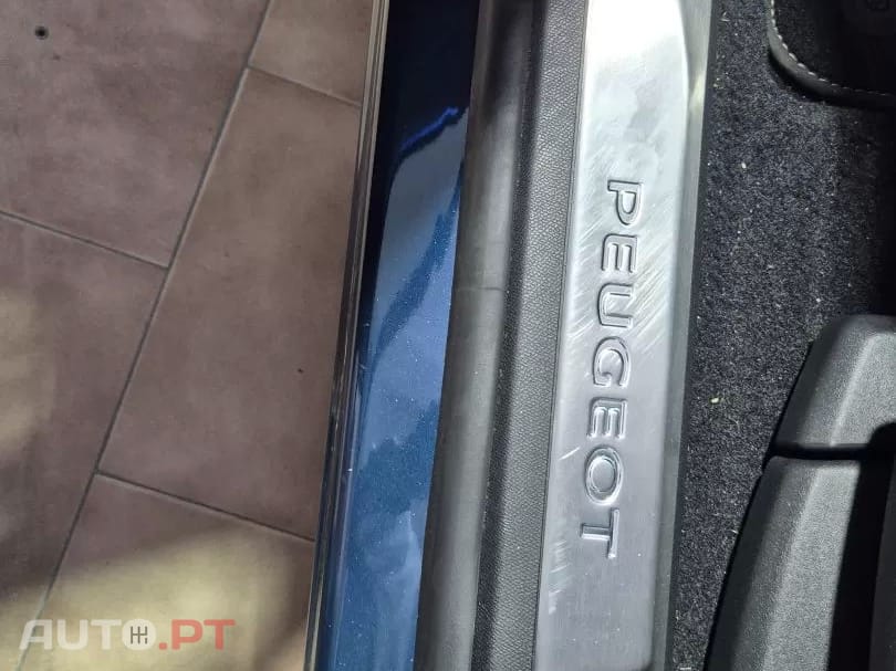 Peugeot 3008 1.6 Hybrid GT Line e-EAT8