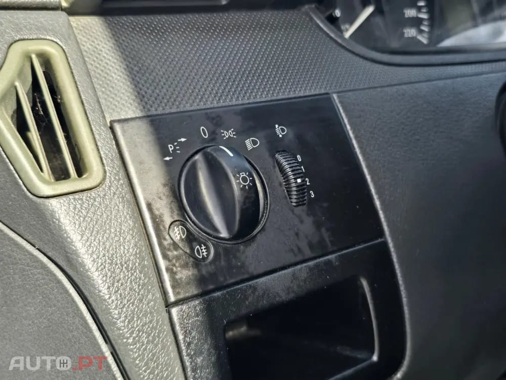 Mercedes-Benz Vito Longa